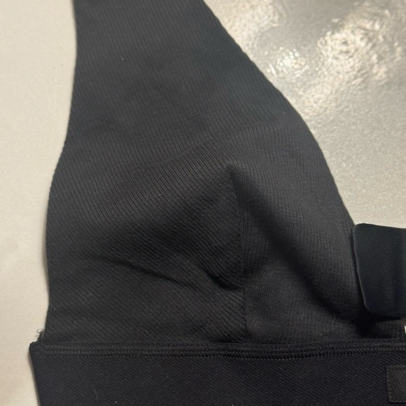 SKIMS Black Bralette - Picture 6 of 11